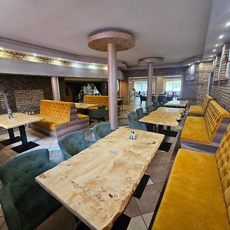 Prenociste Rooms Simke Суботиця Екстер'єр фото